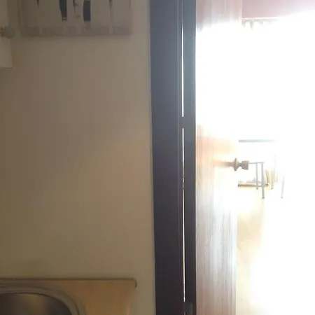 Sea View 29th Apts Downtown&beach * 阿利坎特