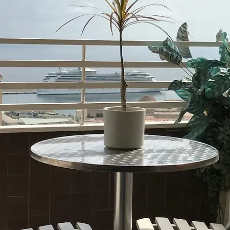 Sea View 29th Apts Downtown&beach 阿利坎特